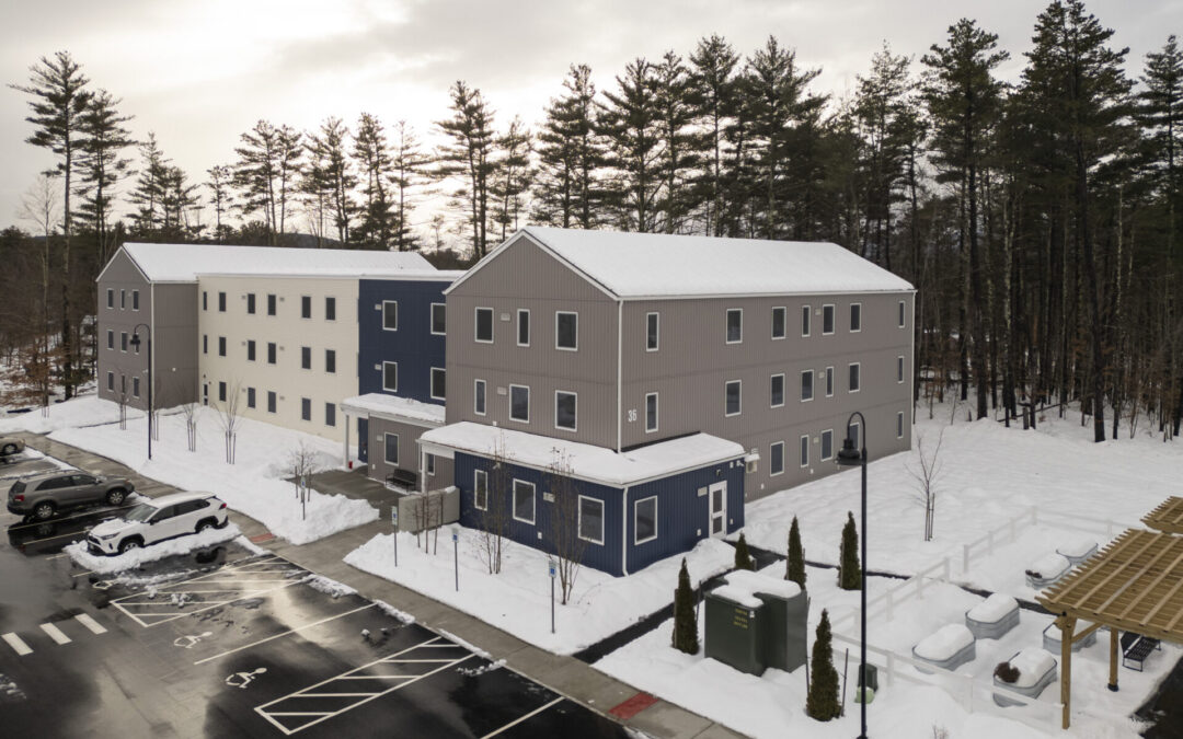 River Turn Woods: North Conway Housing